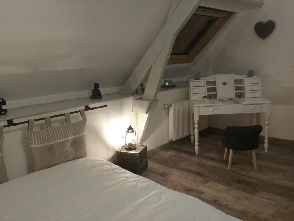 Chambre D'Hotes "Coquelicot" Nurlu エクステリア 写真