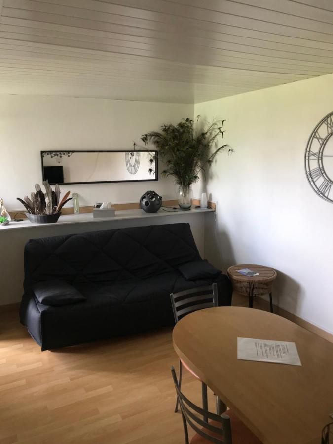 Chambre D'Hotes "Coquelicot" Nurlu エクステリア 写真